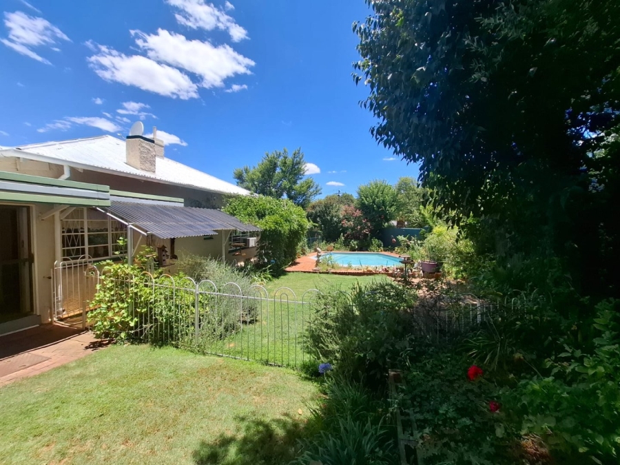 5 Bedroom Property for Sale in Westdene Free State